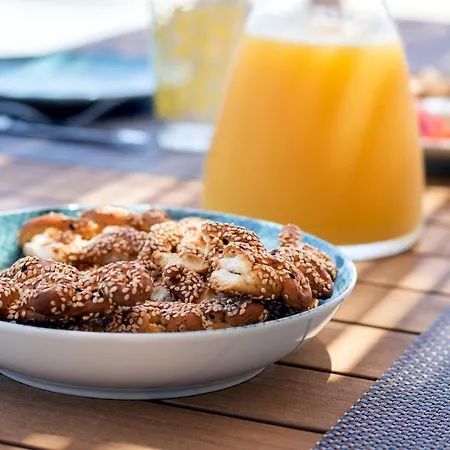 Cato Agro 5, Seafront With Private Pool