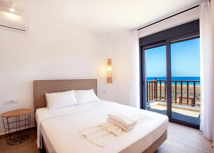 Cato Agro 5, Seafront With Private Pool * Afiartis